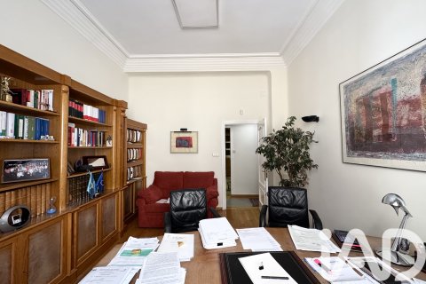 Appartamento in vendita a Madrid, Spagna 4 camere da letto, 124 mq. N° 188322 - foto 3