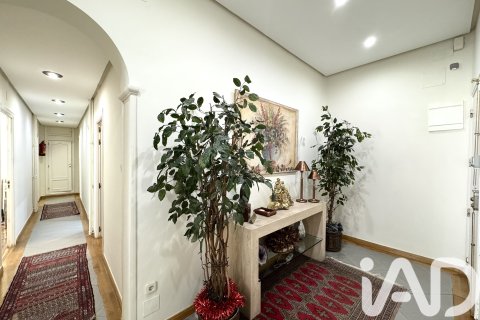 Appartamento in vendita a Madrid, Spagna 4 camere da letto, 124 mq. N° 188322 - foto 20