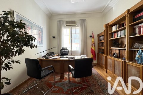 Appartamento in vendita a Madrid, Spagna 4 camere da letto, 124 mq. N° 188322 - foto 4