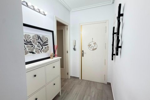 Apartamento en venta en Torrevieja, Alicante, España 3 dormitorios, 114 m2 No. 190263 - foto 20