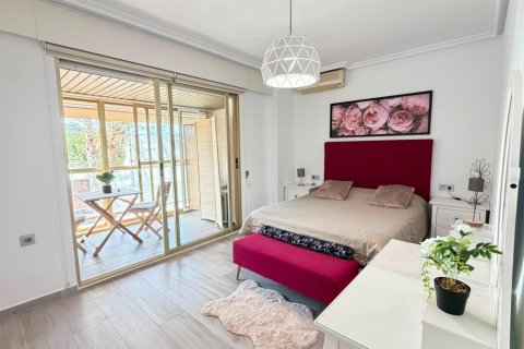 Apartamento en venta en Torrevieja, Alicante, España 3 dormitorios, 114 m2 No. 190263 - foto 10