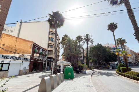 Apartamento en venta en Torrevieja, Alicante, España 3 dormitorios, 114 m2 No. 190263 - foto 26