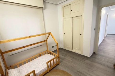 Apartamento en venta en Torrevieja, Alicante, España 3 dormitorios, 114 m2 No. 190263 - foto 16
