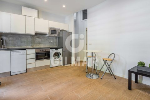 Продажа квартиры в Мадрид, Испания 1 спальня, 44м2 №155168 - фото 2