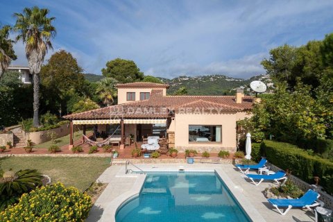 Dom w Lloret de Mar, Girona, Hiszpania 4 sypialnie, 376 mkw. nr 176801 – zdjęcie 7