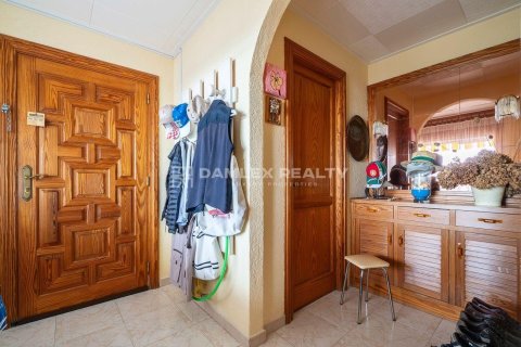 Dom w Lloret de Mar, Girona, Hiszpania 4 sypialnie, 376 mkw. nr 176801 – zdjęcie 29