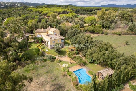 Willa w Platja D'aro, Girona, Hiszpania 6 sypialni, 705 mkw. nr 176802 – zdjęcie 4
