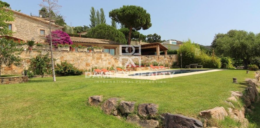 Willa w Platja D'aro, Girona, Hiszpania 4 sypialnie, 390 mkw. nr 176805