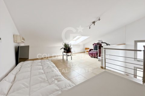 House for sale in Vic, Barcelona, Spain 4 bedrooms, 251 sq.m. No. 157136 - photo 15