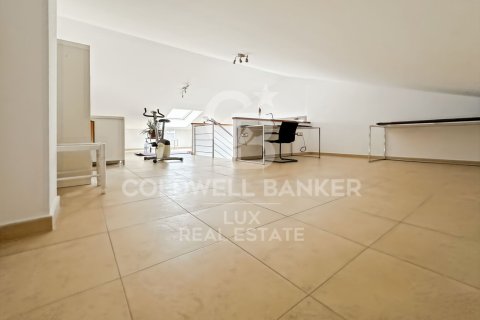 House for sale in Vic, Barcelona, Spain 4 bedrooms, 251 sq.m. No. 157136 - photo 17
