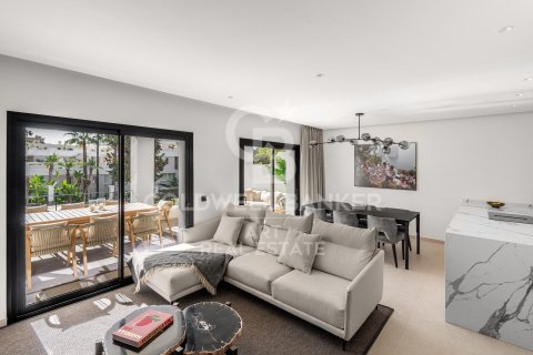 Duplex in vendita a Marbella, Malaga, Spagna 3 camere da letto, 241 mq. N° 157139 - foto 2