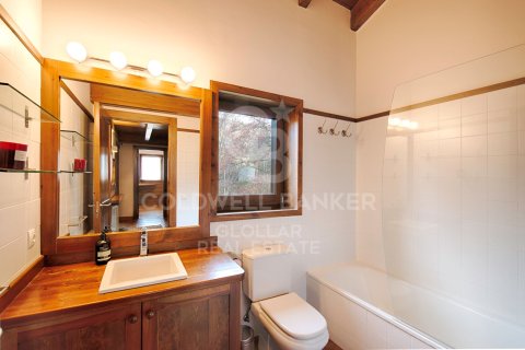 Paritalo myytävänä Girona, Espanja, 3 makuuhuonetta, 130 m2 No. 157133 - kuva 23