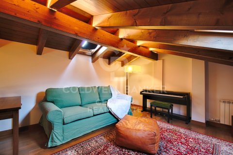 Paritalo myytävänä Girona, Espanja, 3 makuuhuonetta, 130 m2 No. 157133 - kuva 24