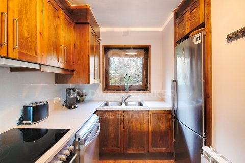 Paritalo myytävänä Girona, Espanja, 3 makuuhuonetta, 130 m2 No. 157133 - kuva 14