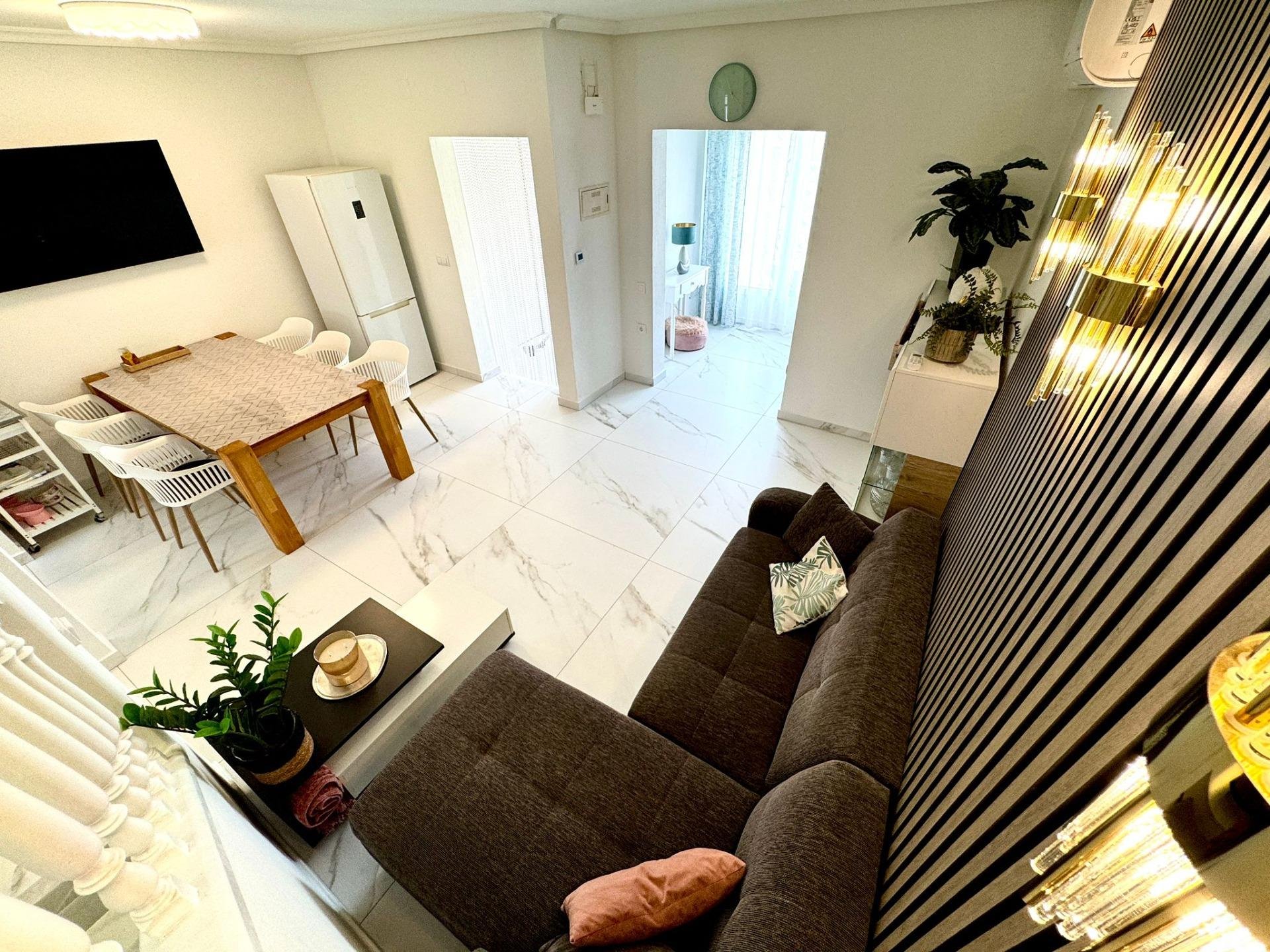 Duplex a Torrevieja, Alicante, Spagna 2 camere da letto, 65 mq. N° 173839