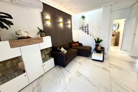 Dúplex en venta en Torrevieja, Alicante, España 2 dormitorios, 65 m2 No. 173839 - foto 24