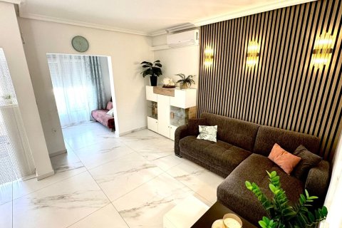 Dúplex en venta en Torrevieja, Alicante, España 2 dormitorios, 65 m2 No. 173839 - foto 10