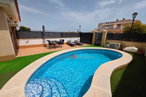 Apartamento en venta en Los Alcázares, Murcia, España 3 dormitorios, 134 m2 No. 193431 - foto 3
