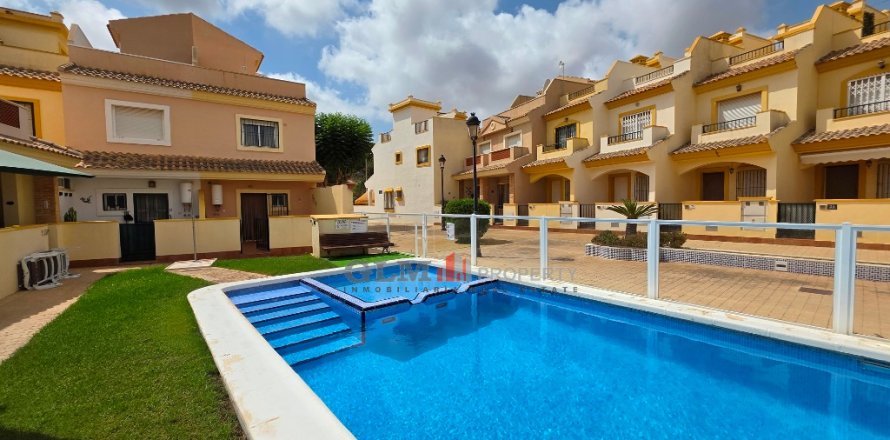 Apartamento en Dolores De Pacheco, Murcia, España 2 dormitorios,  No. 193428