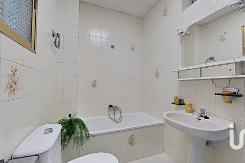 Kaupunkipientalo myytävänä Vila-real, Castellon, Espanja, 4 makuuhuonetta, 200 m2 No. 153298 - kuva 30