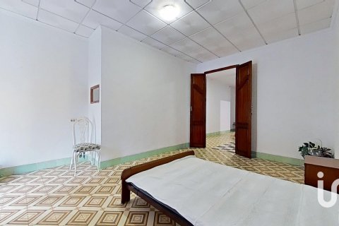 Kaupunkipientalo myytävänä Vila-real, Castellon, Espanja, 4 makuuhuonetta, 200 m2 No. 153298 - kuva 8