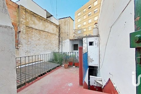 Kaupunkipientalo myytävänä Vila-real, Castellon, Espanja, 4 makuuhuonetta, 200 m2 No. 153298 - kuva 6