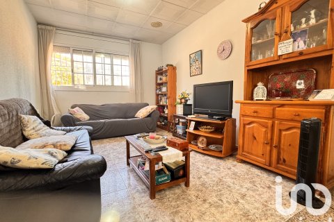 Huoneisto myytävänä Cubelles, Barcelona, Espanja, 3 makuuhuonetta, 95 m2 No. 153297 - kuva 7