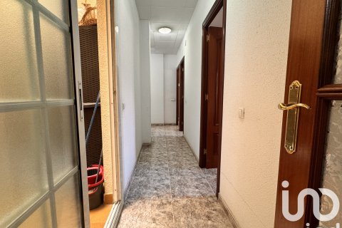 Huoneisto myytävänä Cubelles, Barcelona, Espanja, 3 makuuhuonetta, 95 m2 No. 153297 - kuva 22