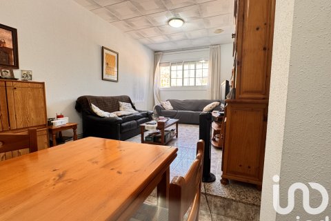 Huoneisto myytävänä Cubelles, Barcelona, Espanja, 3 makuuhuonetta, 95 m2 No. 153297 - kuva 11