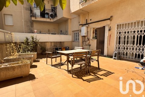 Huoneisto myytävänä Cubelles, Barcelona, Espanja, 3 makuuhuonetta, 95 m2 No. 153297 - kuva 2