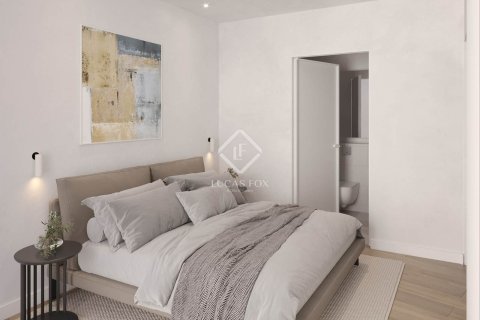 Продажа квартиры в Барселона, Испания 3 спальни, 95м2 №150767 - фото 23