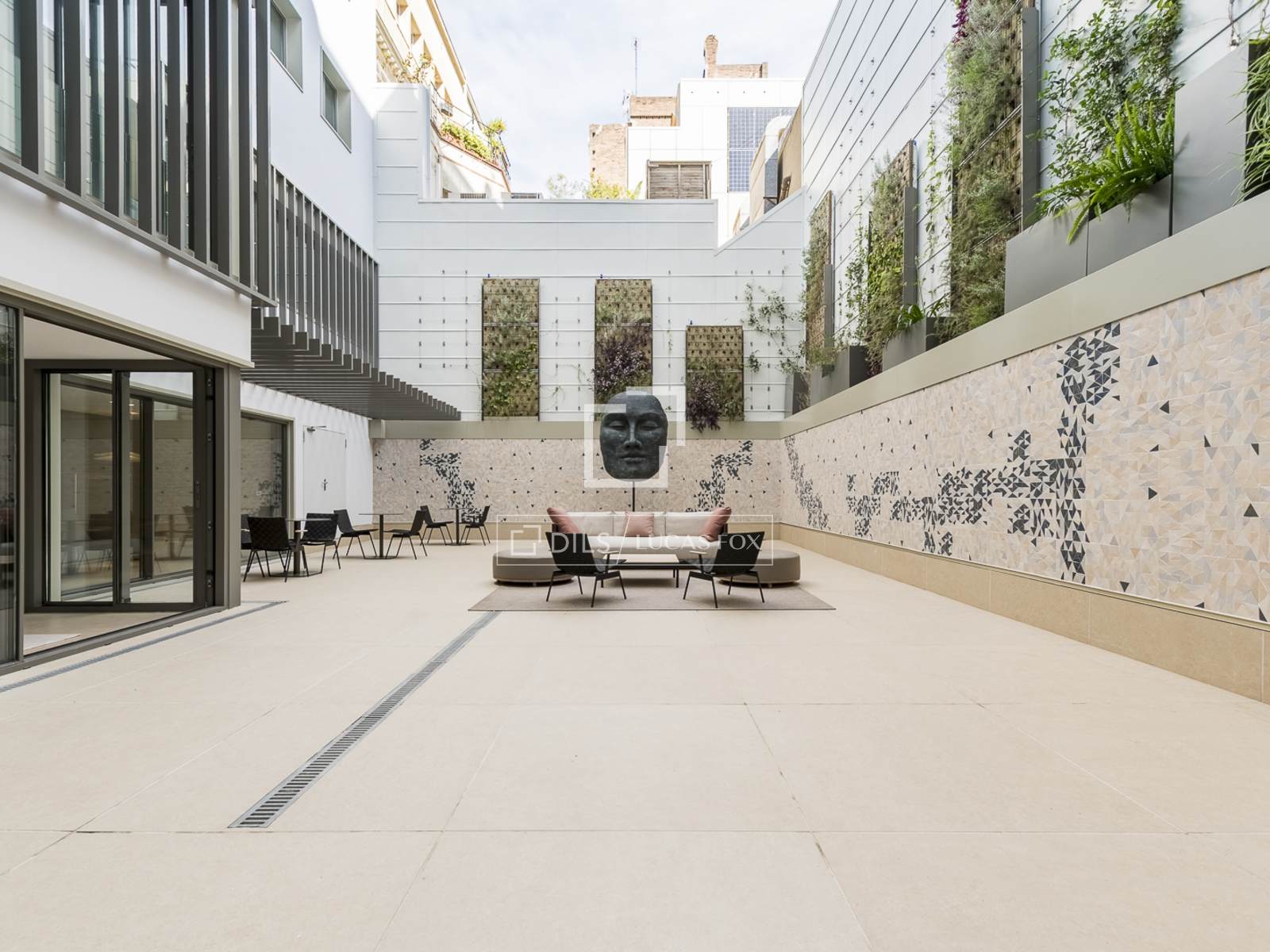 Apartamento en Barcelona, España 3 dormitorios, 150 m2 No. 150764