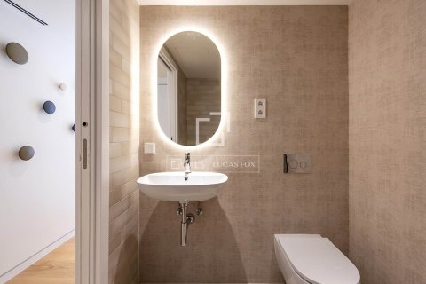 Dzīvoklis pārdošanā Barcelona, Spānijā 3 istabas, 147 m2 Nr. 150762 - attēls 26
