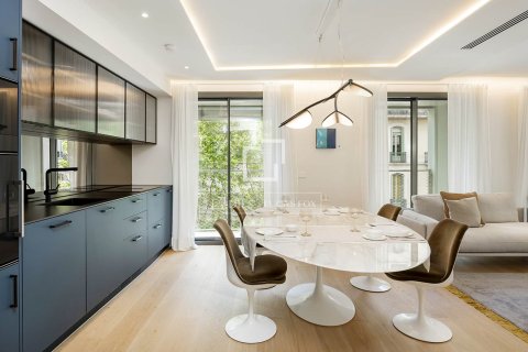 Dzīvoklis pārdošanā Barcelona, Spānijā 3 istabas, 147 m2 Nr. 150762 - attēls 8