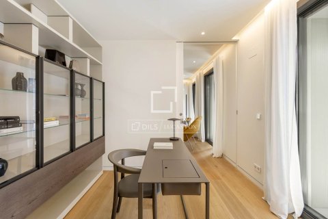 Dzīvoklis pārdošanā Barcelona, Spānijā 3 istabas, 147 m2 Nr. 150762 - attēls 20
