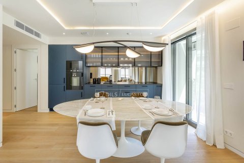 Dzīvoklis pārdošanā Barcelona, Spānijā 3 istabas, 147 m2 Nr. 150762 - attēls 9