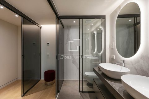 Dzīvoklis pārdošanā Barcelona, Spānijā 3 istabas, 147 m2 Nr. 150762 - attēls 18