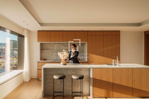 Продажа квартиры в Барселона, Испания 3 спальни, 287м2 №150765 - фото 5