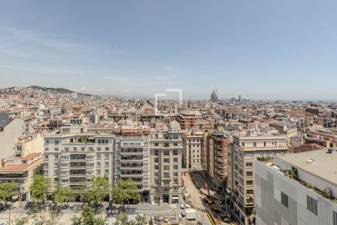 Apartment for sale in Barcelona, Spain 2 bedrooms, 98 sq.m. No. 150768 - photo 10