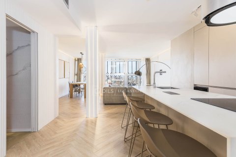 Apartment for sale in Barcelona, Spain 2 bedrooms, 98 sq.m. No. 150768 - photo 11