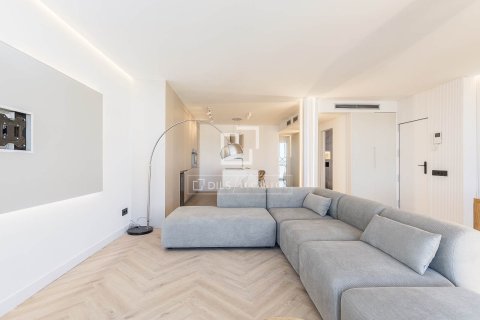 Apartment for sale in Barcelona, Spain 2 bedrooms, 98 sq.m. No. 150768 - photo 5