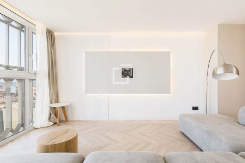 Apartment for sale in Barcelona, Spain 2 bedrooms, 98 sq.m. No. 150768 - photo 6