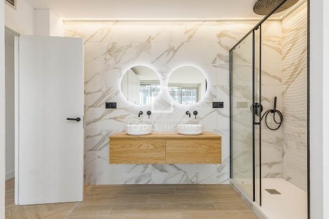 Apartment for sale in Barcelona, Spain 2 bedrooms, 98 sq.m. No. 150768 - photo 28