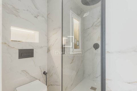 Apartment for sale in Barcelona, Spain 2 bedrooms, 98 sq.m. No. 150768 - photo 29