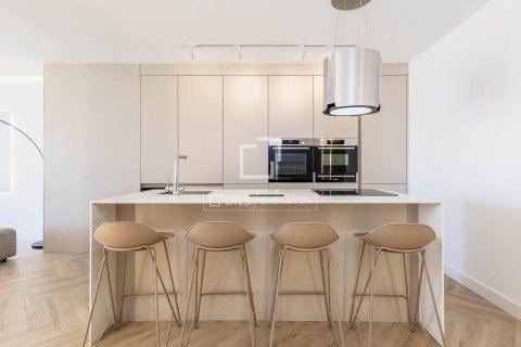 Apartment for sale in Barcelona, Spain 2 bedrooms, 98 sq.m. No. 150768 - photo 13