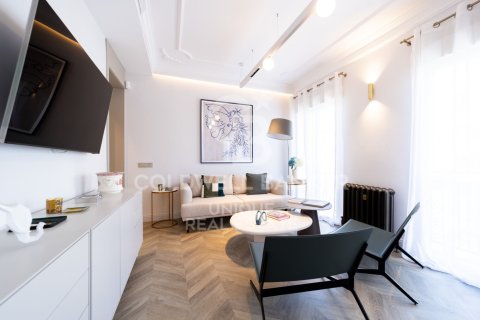 Apartment à vendre à Madrid, Espagne, 2 chambres, 89 m2 No. 178613 - photo 5