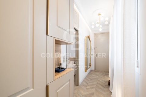 Huoneisto myytävänä Madrid, Espanja, 2 makuuhuonetta, 89 m2 No. 178613 - kuva 30