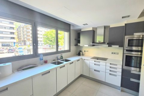 Apartment à vendre à Principado De Andorra (Ninguna Poblacion Tiene C.P.), Lleida, Espagne, 3 chambres, 147 m2 No. 178611 - photo 7