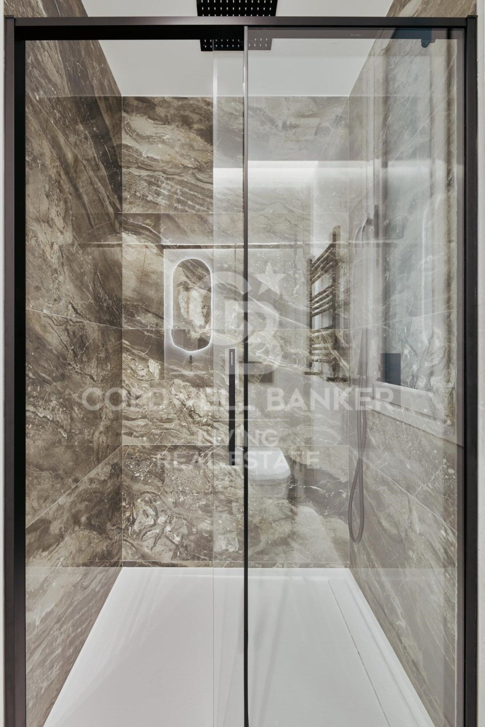 Apartamento en Madrid, España 2 dormitorios, 71 m2 No. 178614