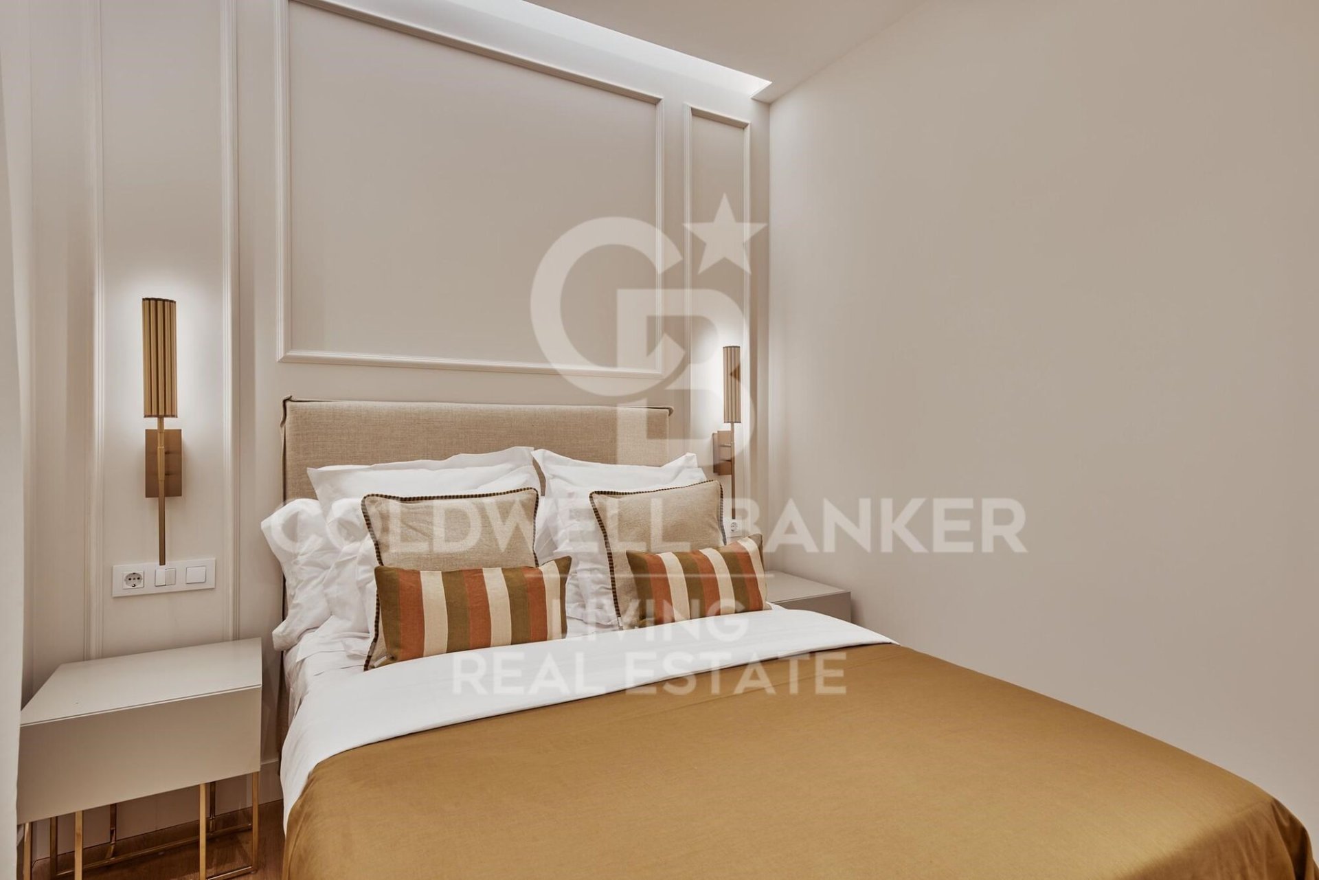 Apartamento en Madrid, España 2 dormitorios, 71 m2 No. 178614